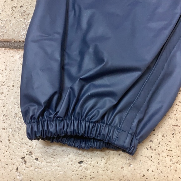 Size 2T rubber splash pants - Picture 2 of 9
